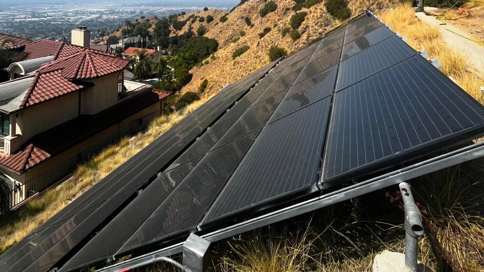 Affordable Solar Panel Cleaning Solutions in Fountain Valley