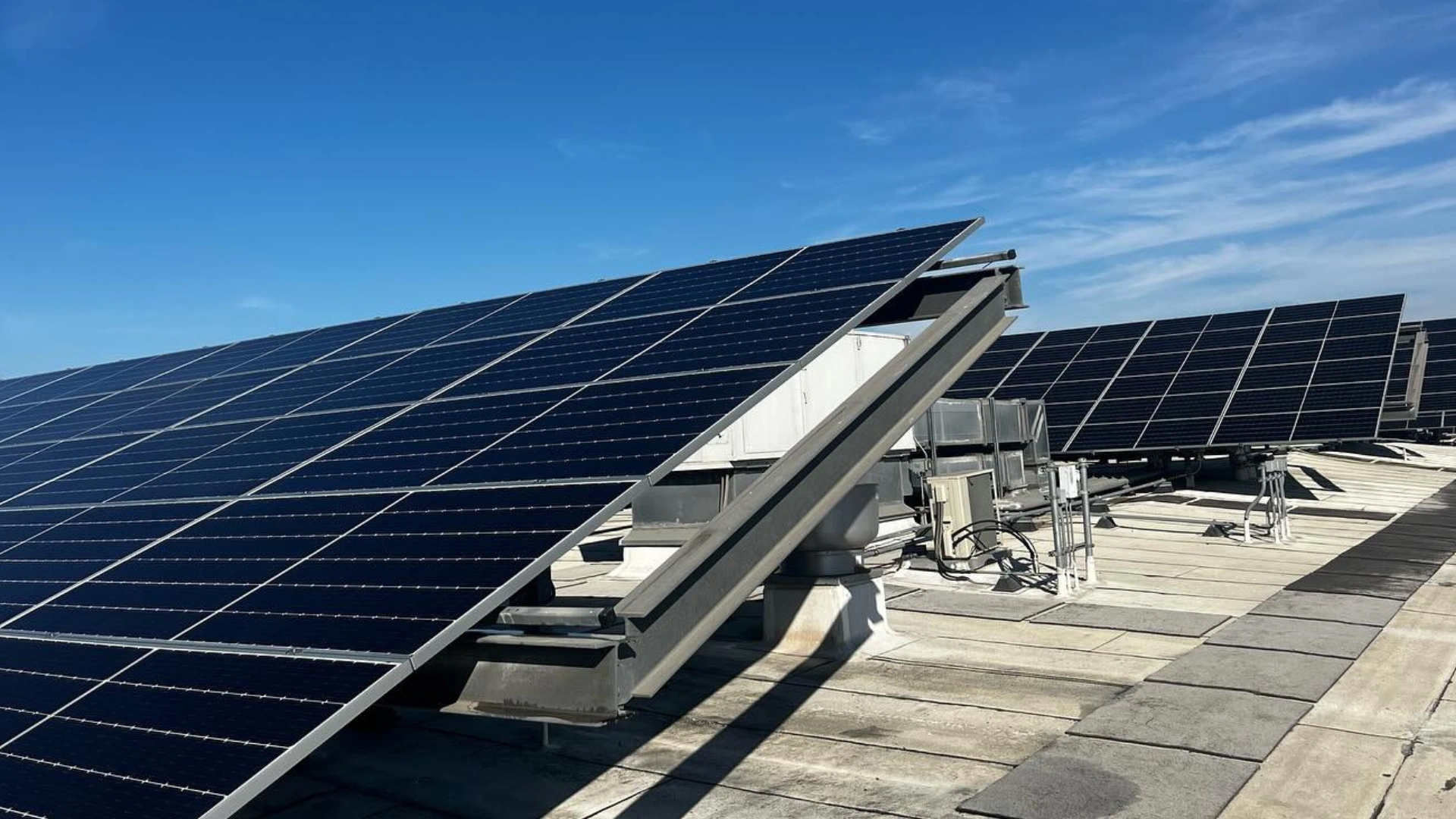 Maintain Peak Performance with Solar Cleaning in San Clemente